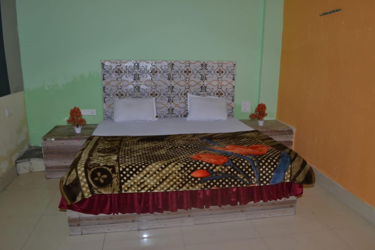 Apna Guest Home Stay Агра Екстериор снимка